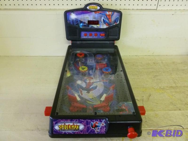 lot 371 image: Large Spider-Man battery operated t...