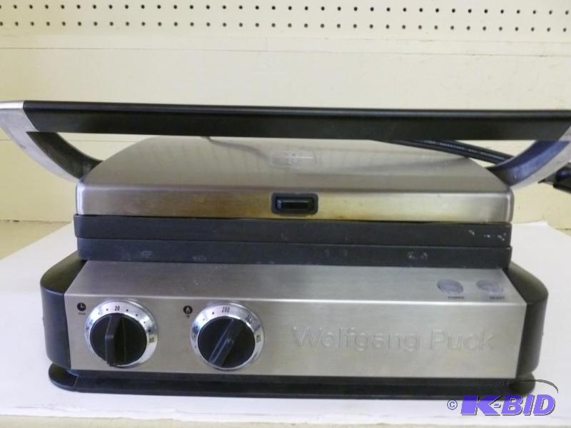 lot 390 image: Large Wolfgang Puck pananni maker, ...