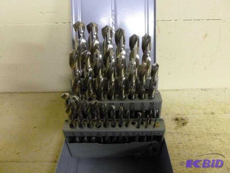 lot 64 image: Large American Drilbox Company, dri...