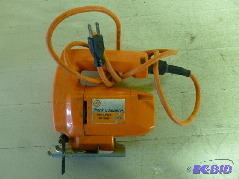 lot 80 image: Black & Decker two-speed jig sa...