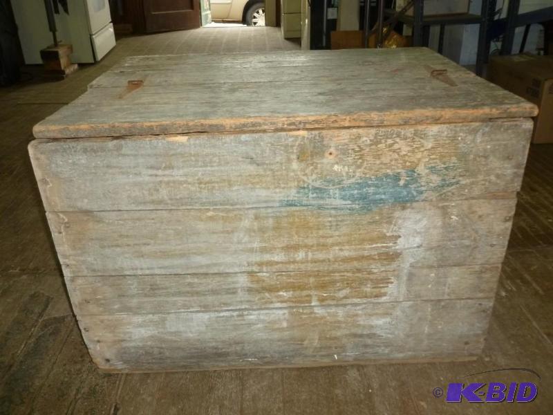 lot 96 image: Large vintage wooden flip lid stora...