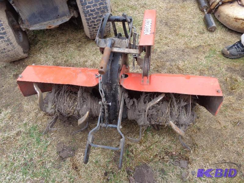 lot 13 image: Simplicity Tiller 38" Tiller W...
