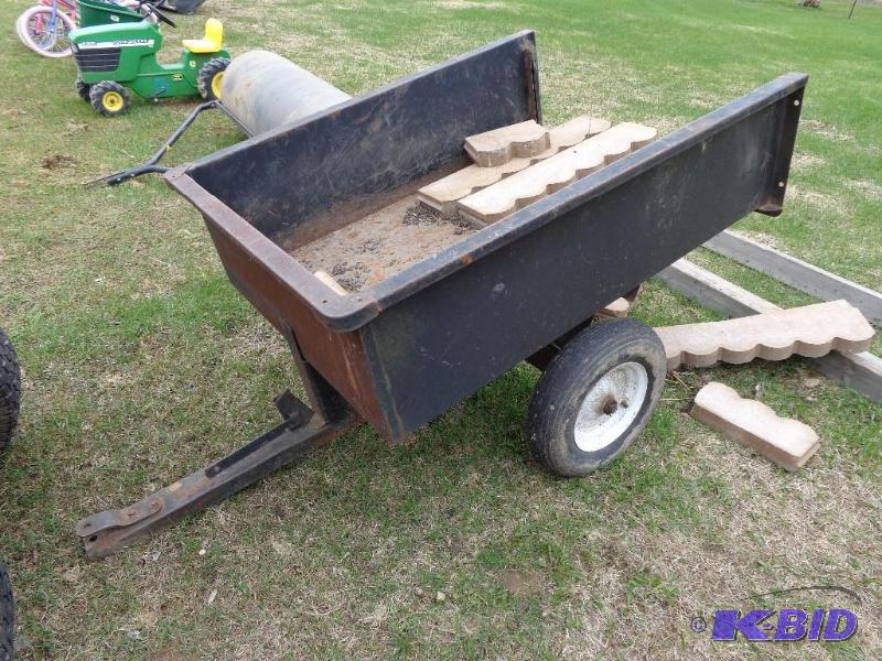 lot 16 image: Standard Yard Trailer with Manual D...
