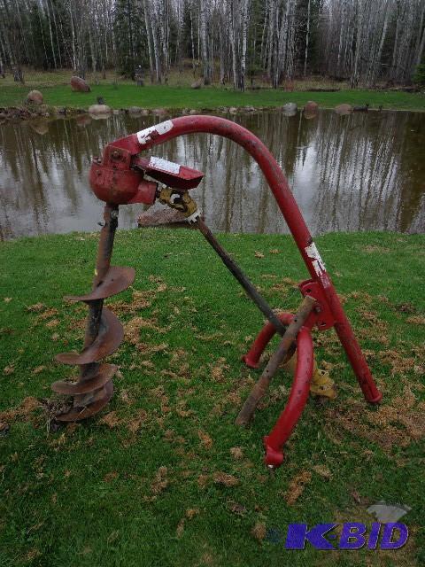 lot 30 image: 3 Point Hitch Post Hole Digger Fits...
