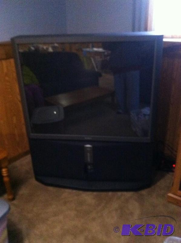 lot 53 image: Sony Projection TV 53" Model K...