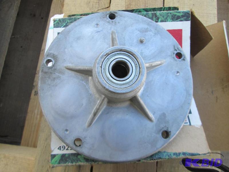 Murray lawn mower blade mandrel hou...