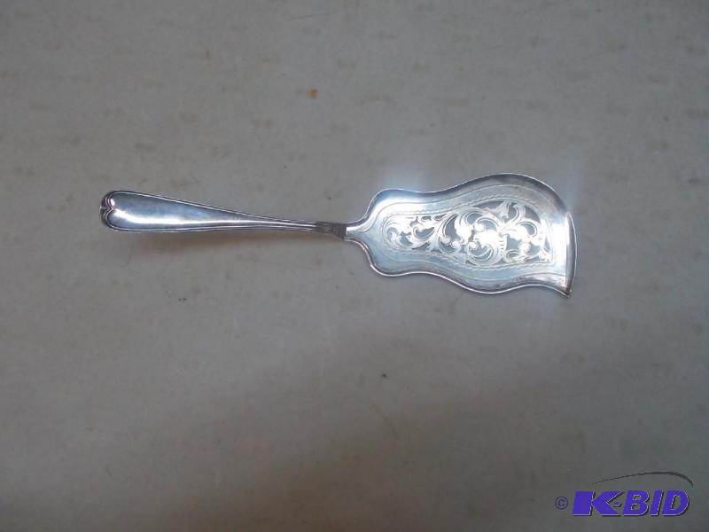 Serving Utensil