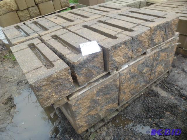 lot 103 image: 1 Pallet of Londonstone Step Blocks...