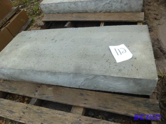 lot 112 image: 1 - 4 Londonstone Step In Gray...