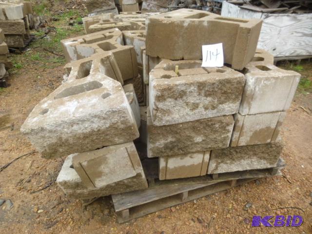 lot 114 image: 1 Pallet of Full 10" x 18"...
