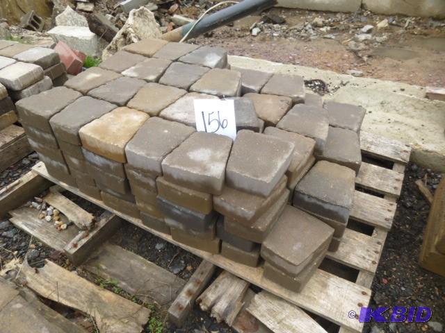 lot 156 image: 1 Pallet of Interlock Pavers Large ...