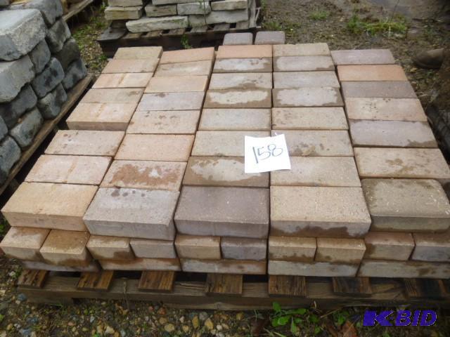 lot 158 image: 1 Pallet of Concrete Pavers...