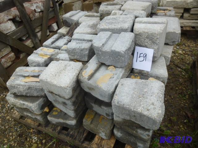 lot 159 image: 1 Pallet of Retaining Wall Block...