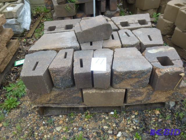 lot 77 image: 1 Pallet of Londonstone 7" Wal...