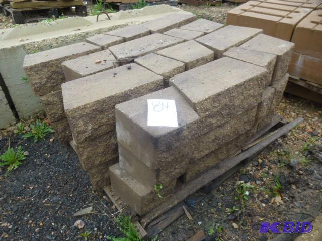 lot 83 image: 1 Pallet of Londonstone Wall Stone ...