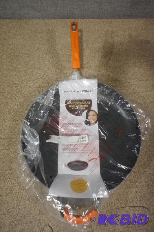New Rachel Ray 14&quot Skillet. Pl...