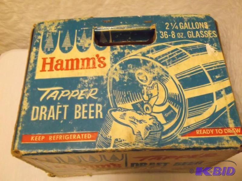 lot 33 image: Vintage Hamms Tapper Draft Beer 2 ...