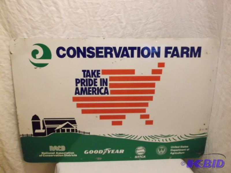 lot 36 image: Large two sided Conservation Farm T...
