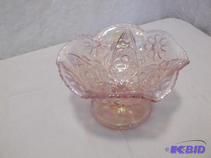 lot 58 image: Beautiful Pink Imperial Garnival Gl...