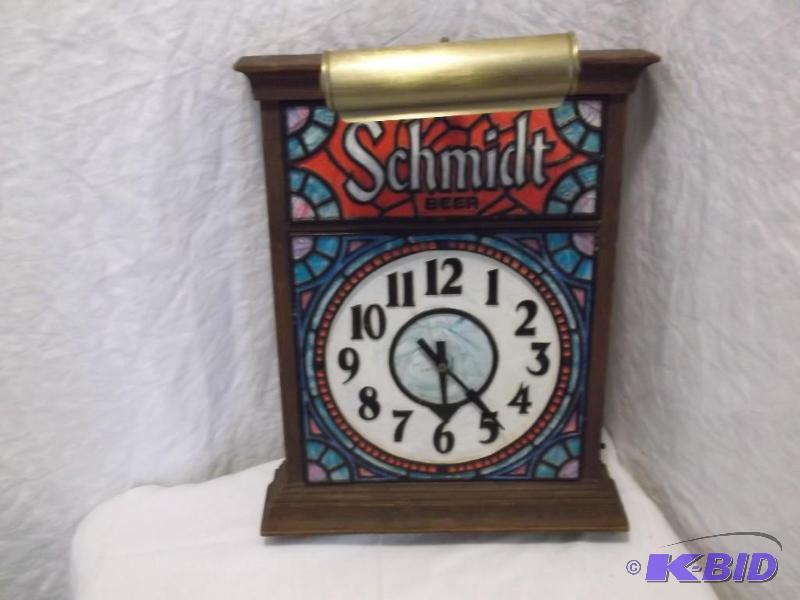 lot 72 image: Schmidt Beer clock with light light...