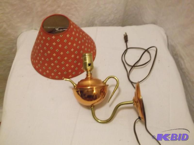 lot 82 image: Nice copper and brass portable lamp...