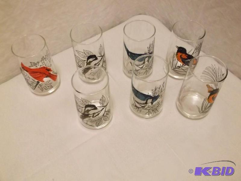lot 97 image: Set of very cute bird classes measu...