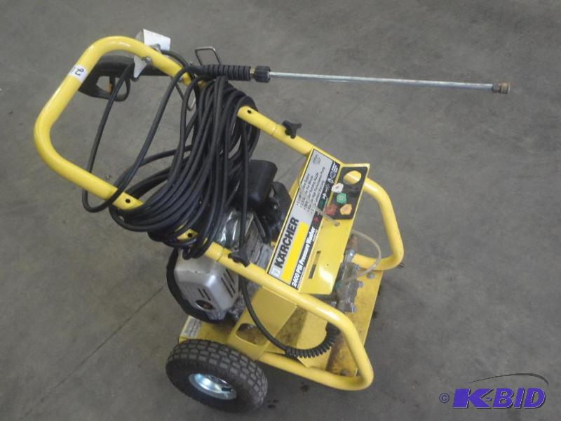 lot 21 image: Karcher 2400 PSI 5HP Pressure Washe...