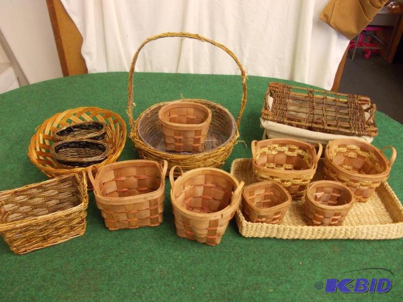 lot 43 image: Large Lot Of Wicker Baskets...