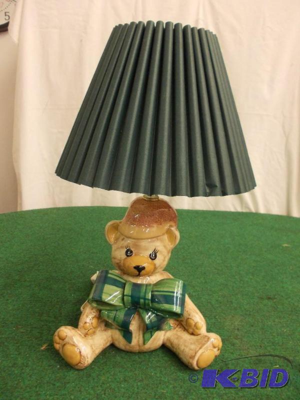 lot 60 image: 20 in Ceramic Bear Lamp With Shade...