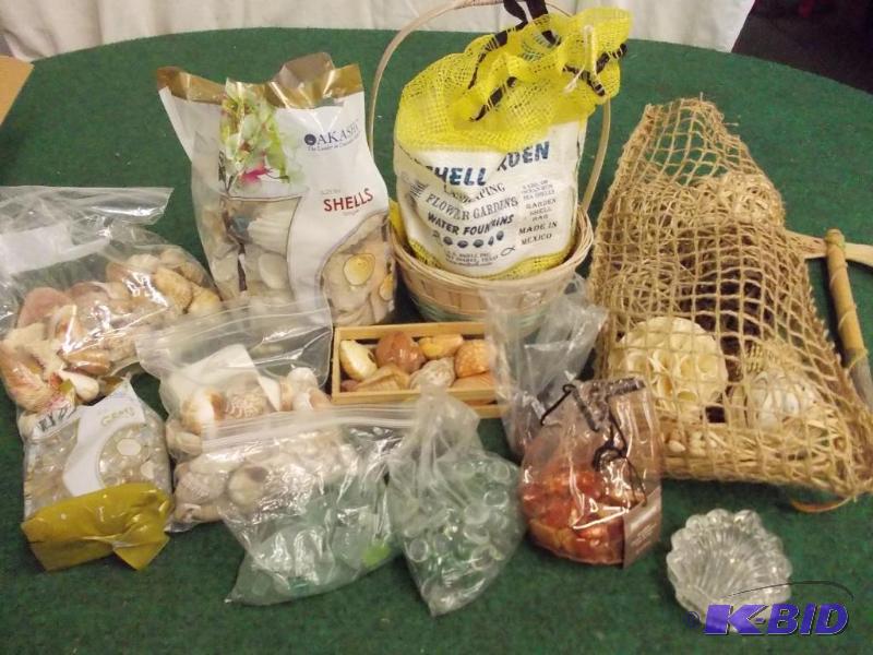 lot 70 image: Large Lot Of Assorted Sea Shells, S...