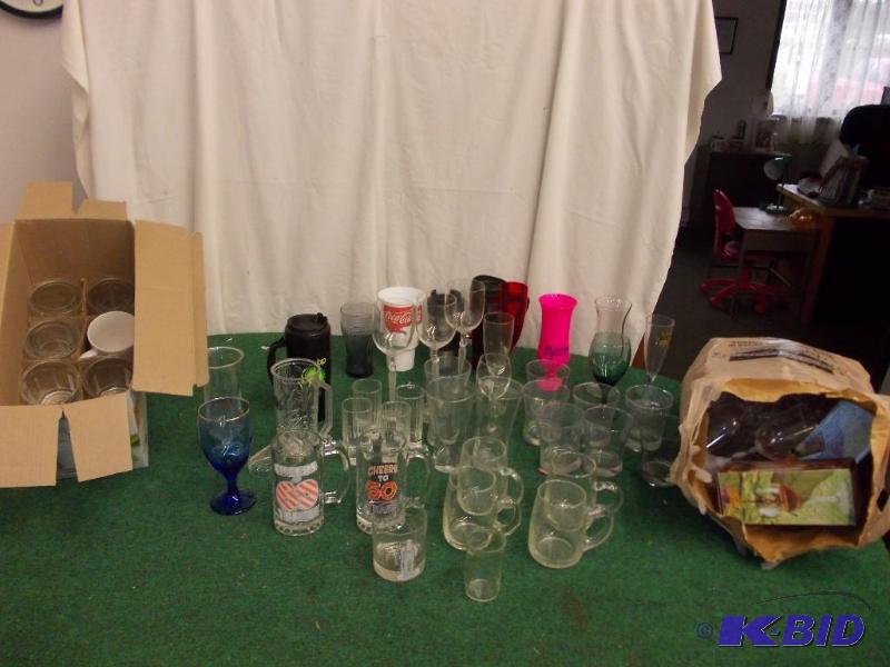 lot 84 image: Large Assortment Of Glass Ware, Bar...