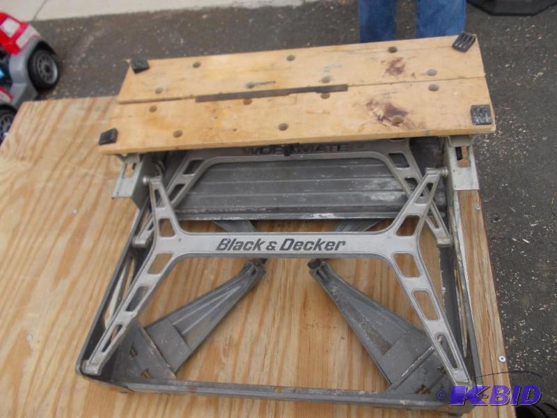 lot 9 image: Black & Decker Workmate Folding...