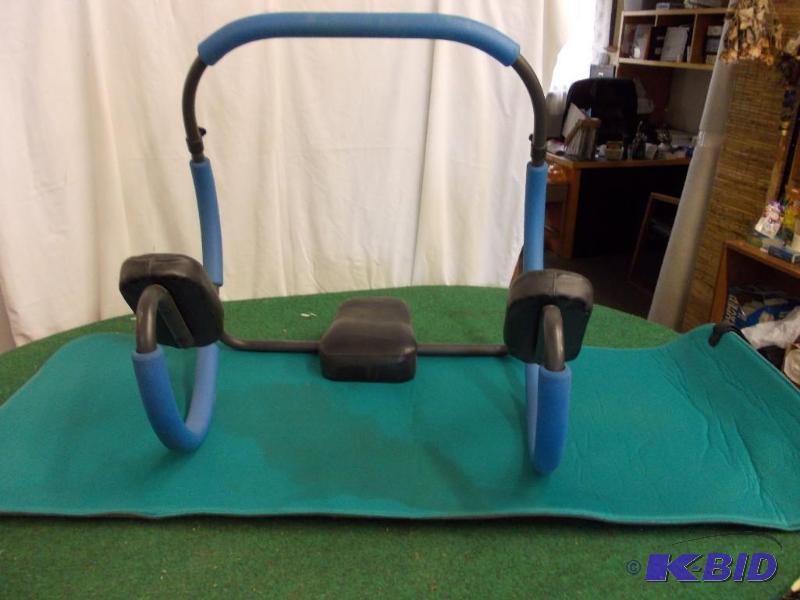 lot 91 image: Ab-Roller & Exercise Mat...