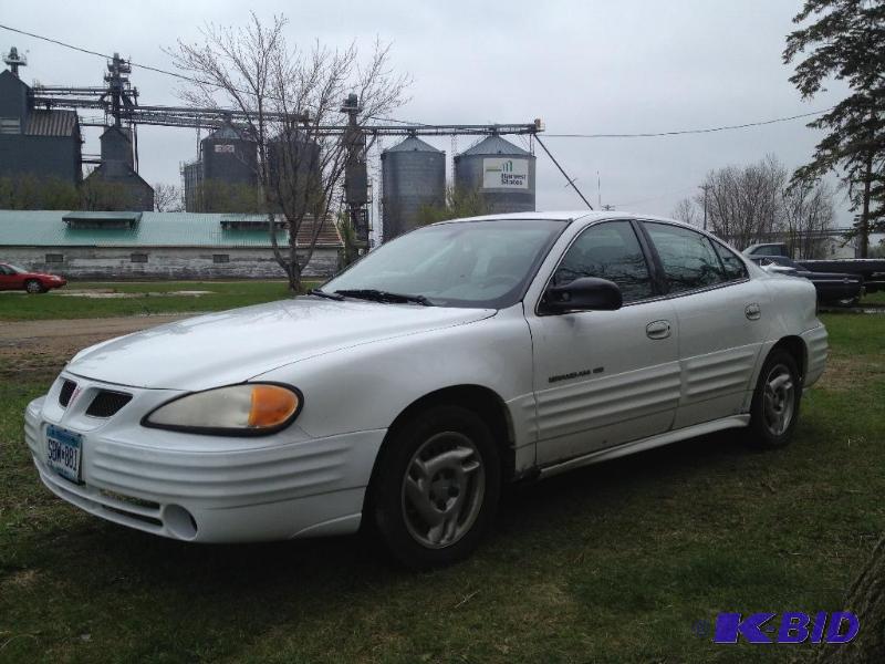 2001 Pontiac Grand Am SE