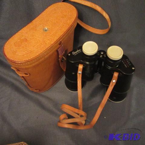 lot 116 image: Binoculars