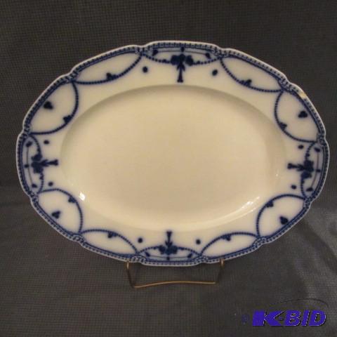 lot 126 image: Flow Blue Platter