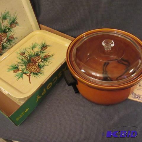 lot 133 image: Crock Pot, Pine Cone Trays