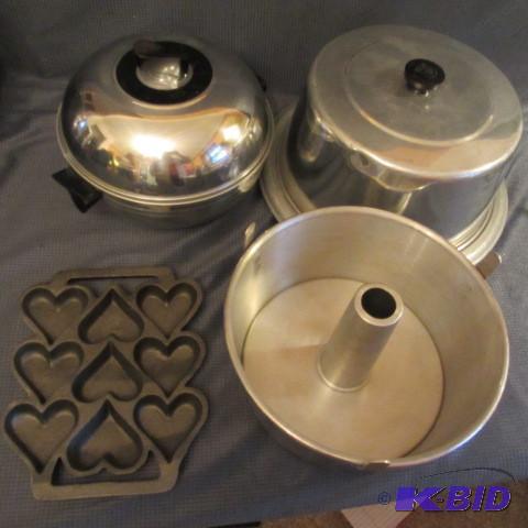 lot 135 image: Cake Pans and Taker