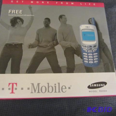 lot 172 image: Samsung Cell Phone