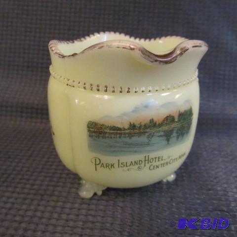 lot 185 image: Park Island Hotel Custard