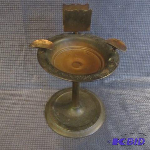 lot 223 image: Smoking Stand