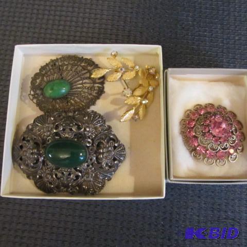 lot 235 image: Austrian, Czech Jewelry