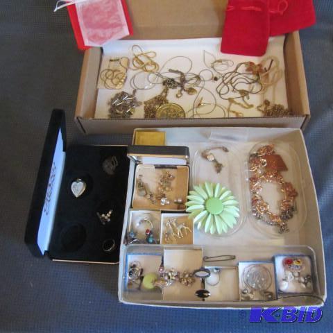 lot 244 image: Costume Jewelry