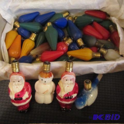 lot 256 image: Vintage Christmas