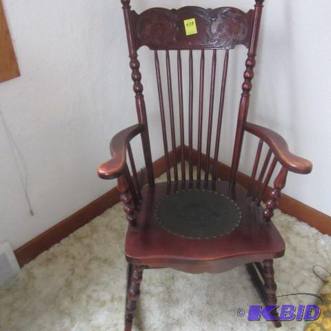 lot 278 image: Antique Rocker