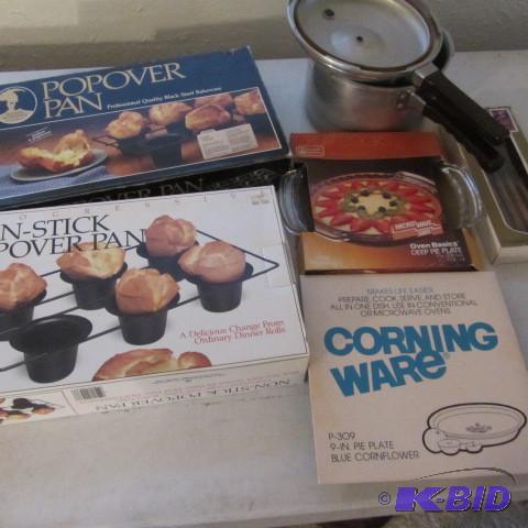 lot 337 image: Bakeware