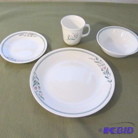 lot 342 image: Corelle Dishes