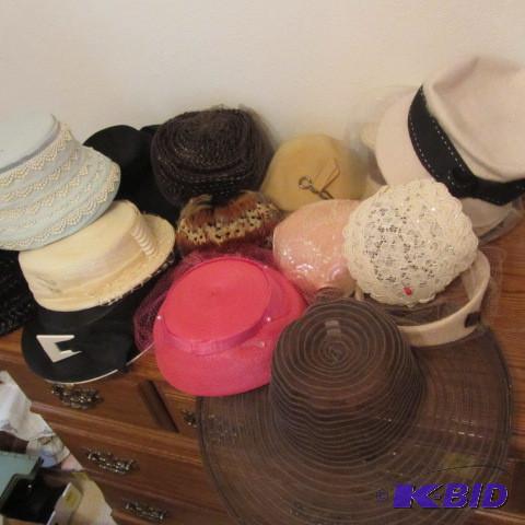 lot 409 image: Vintage Hats