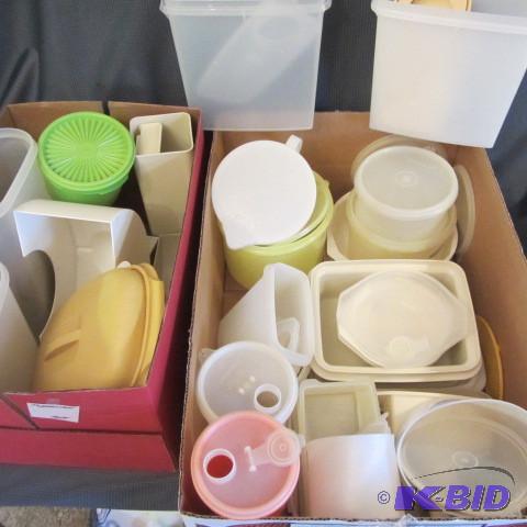 lot 64 image: Tupperware
