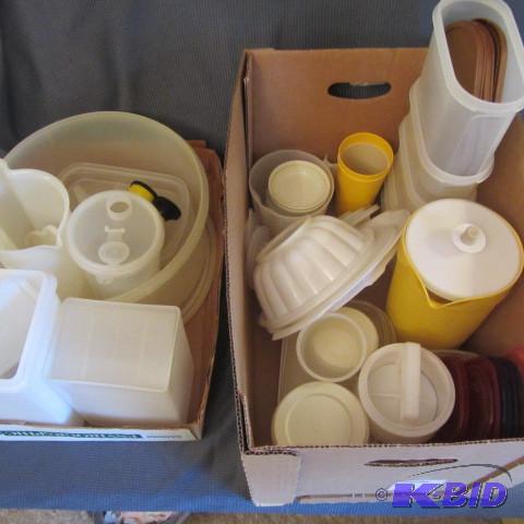 lot 66 image: Tupperware